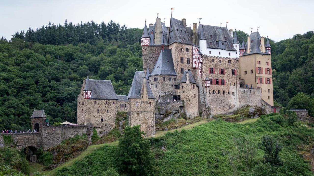 Hinter Burg, Haus Mit Garten Mayen Eksteriør bilde